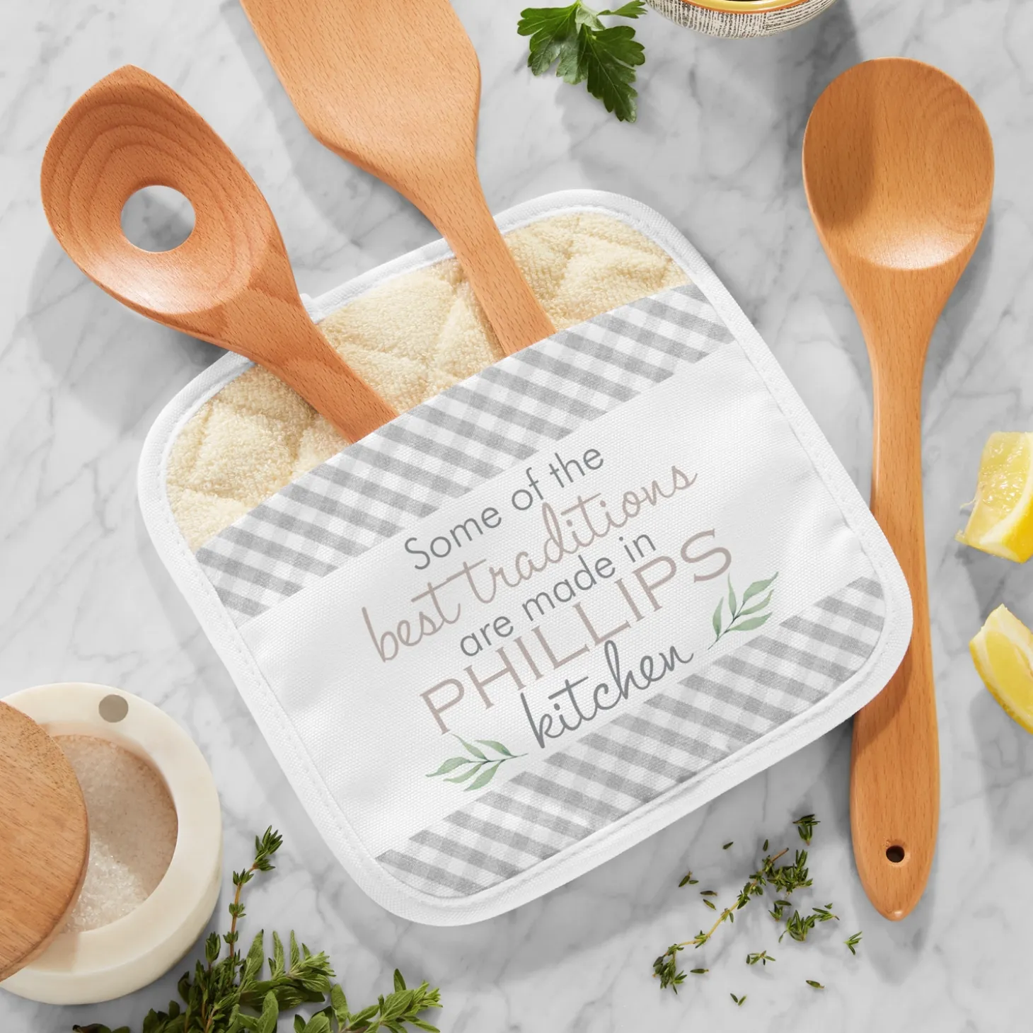 Family Traditions Pot Holder