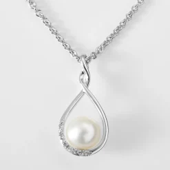 Infinite Pearl and Diamond Necklace