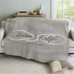 Infinity Quilted Throw
