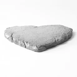 Love Blooms Garden Stone