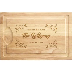 Simple Wreath Maple Wood Cutting Board
